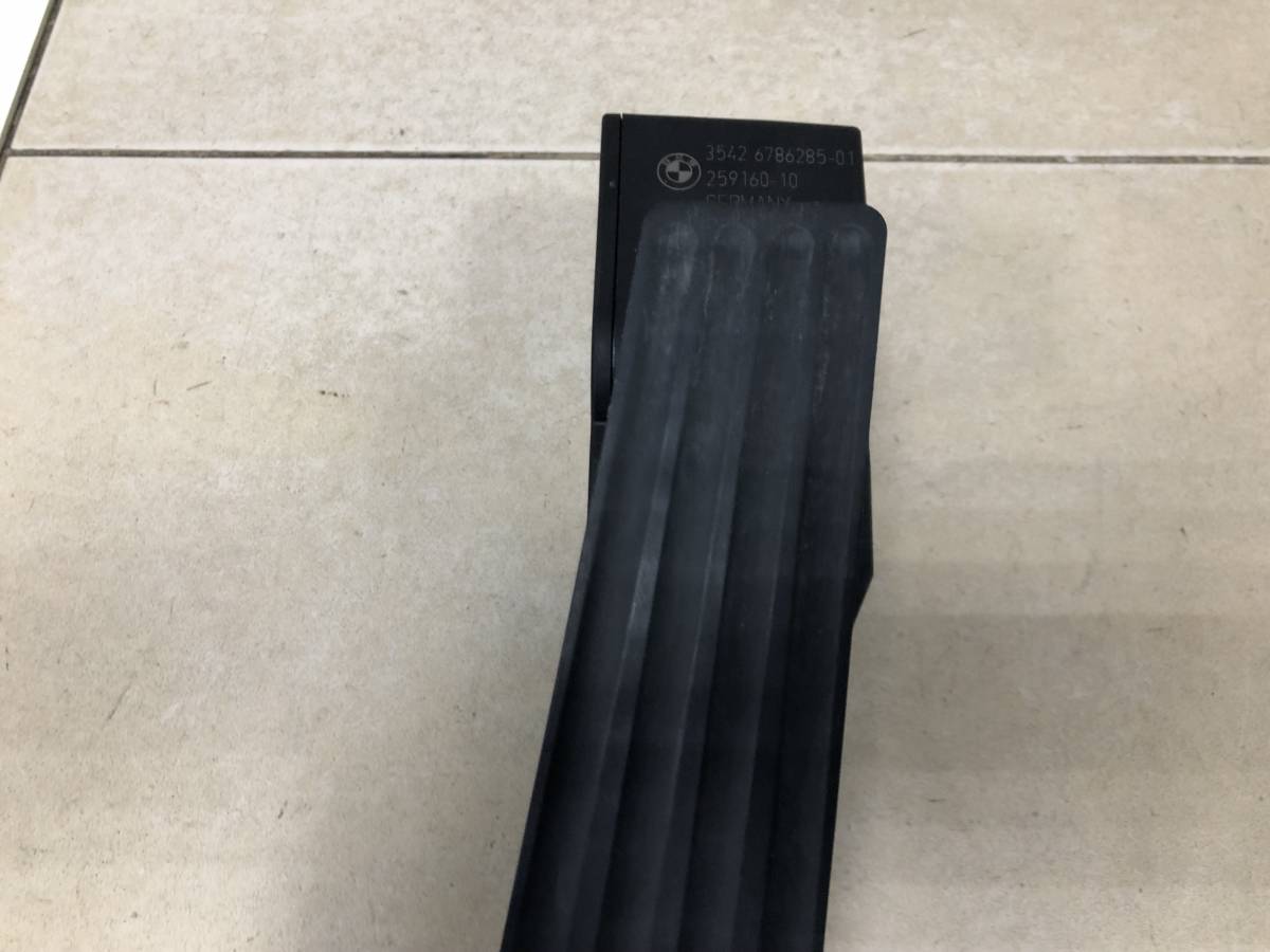 Педаль газа BMW 3-series E90/E91 2005-2011