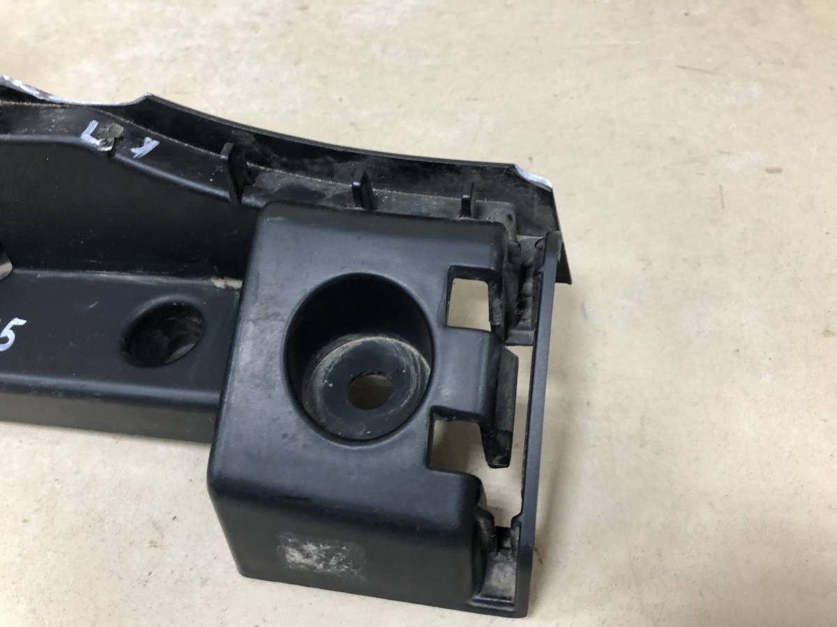 Кронштейн заднего бампера правый BMW X5 E70 2007-2013
