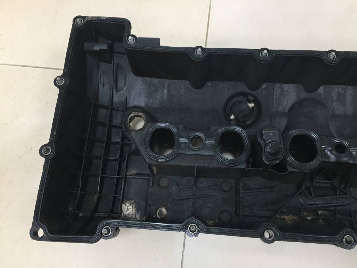 Крышка головки блока (клапанная) BMW 1-Series E82 2007-2011