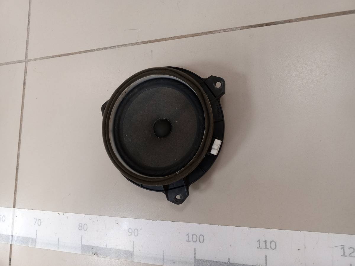 Динамик Toyota Rav 4 (A30) 2006-2013 Динамик Toyota Rav 4 (A30) 2006-2013