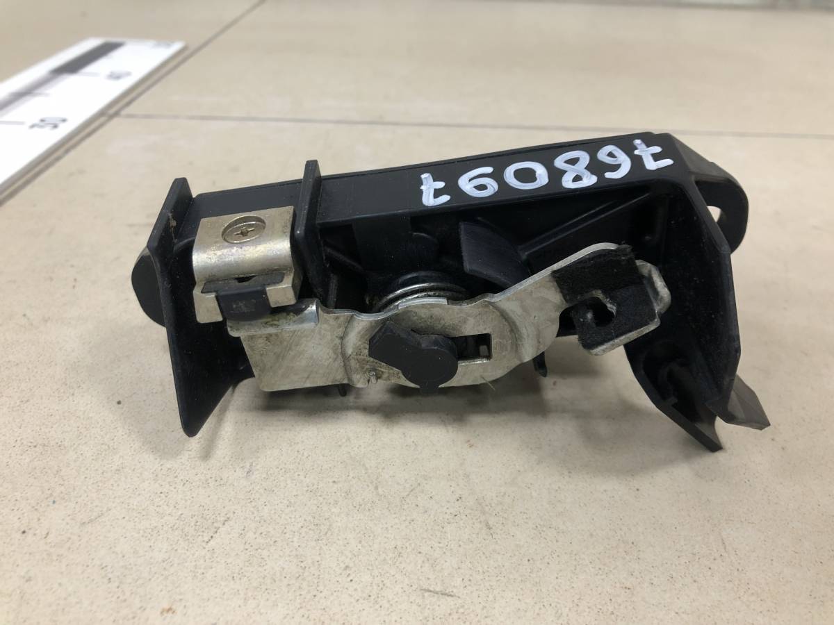 Ручка двери багажника наружная Toyota Ist (XP60) 2001-2007