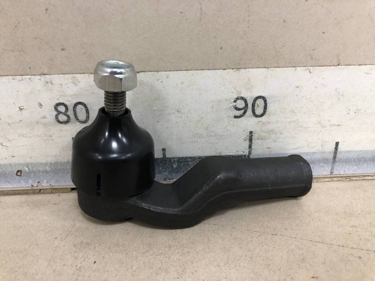 Наконечник рулевой правый Ford C-MAX 2003-2010 Наконечник рулевой правый Ford C-MAX 2003-2010