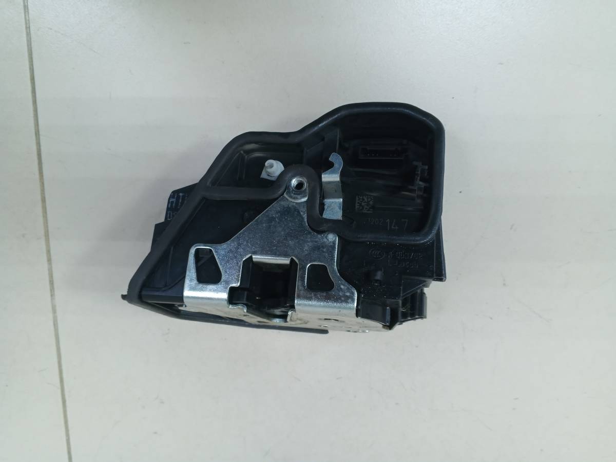 Замок двери задней левой BMW X5 E70 2007-2013