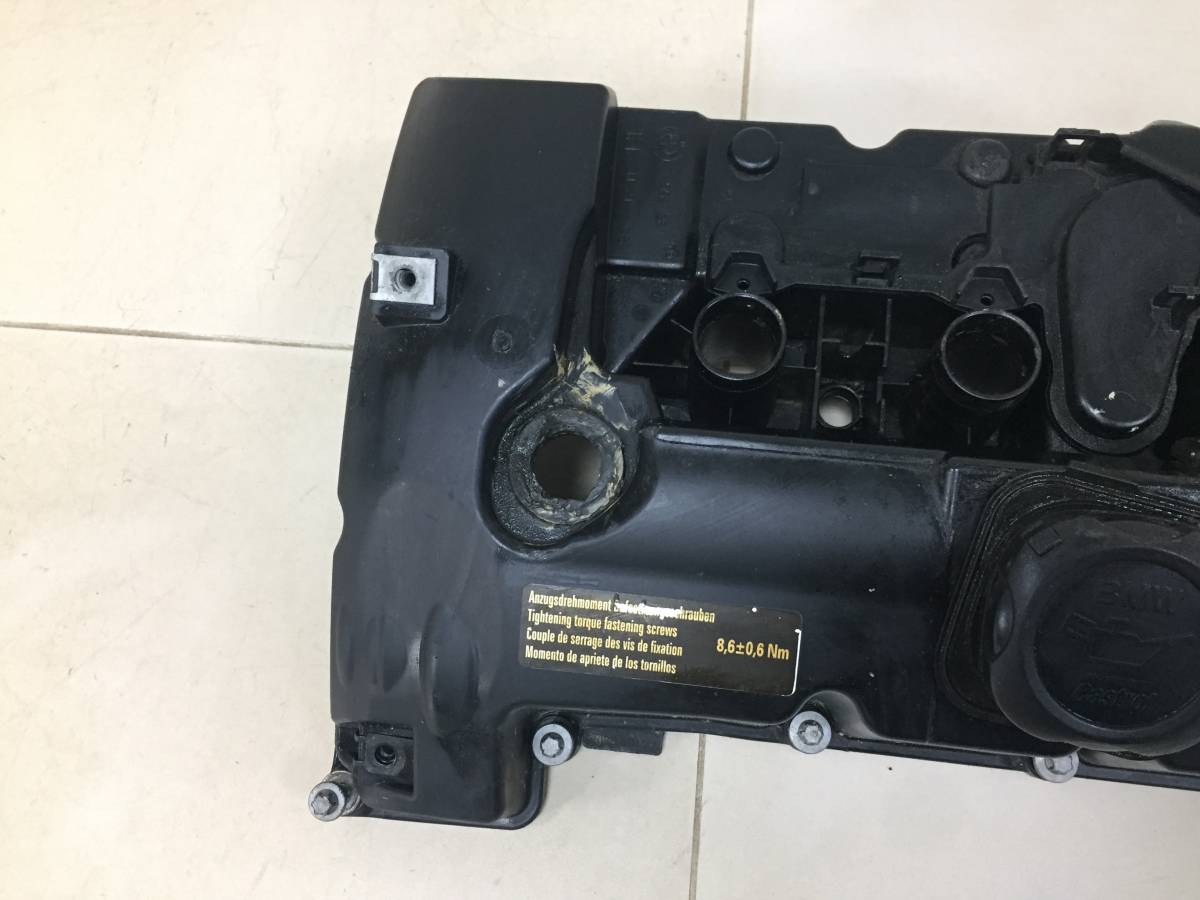 Крышка головки блока (клапанная) BMW 1-Series E82 2007-2011